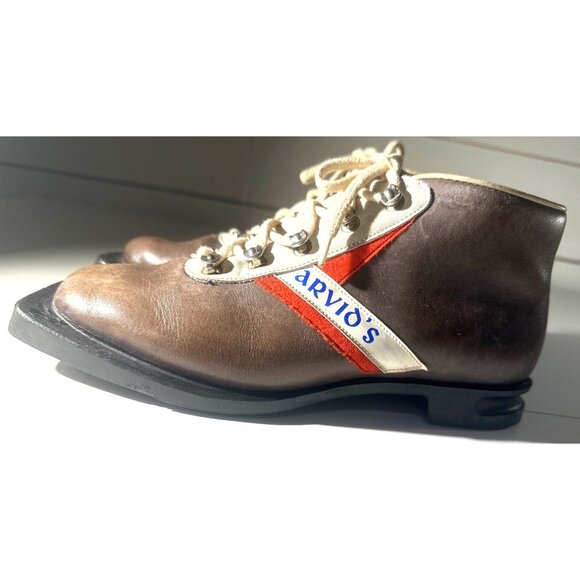 Arvios Vintage Leather Ski Boots Made In Norway With Red & White Accents Size 38 main image 8
